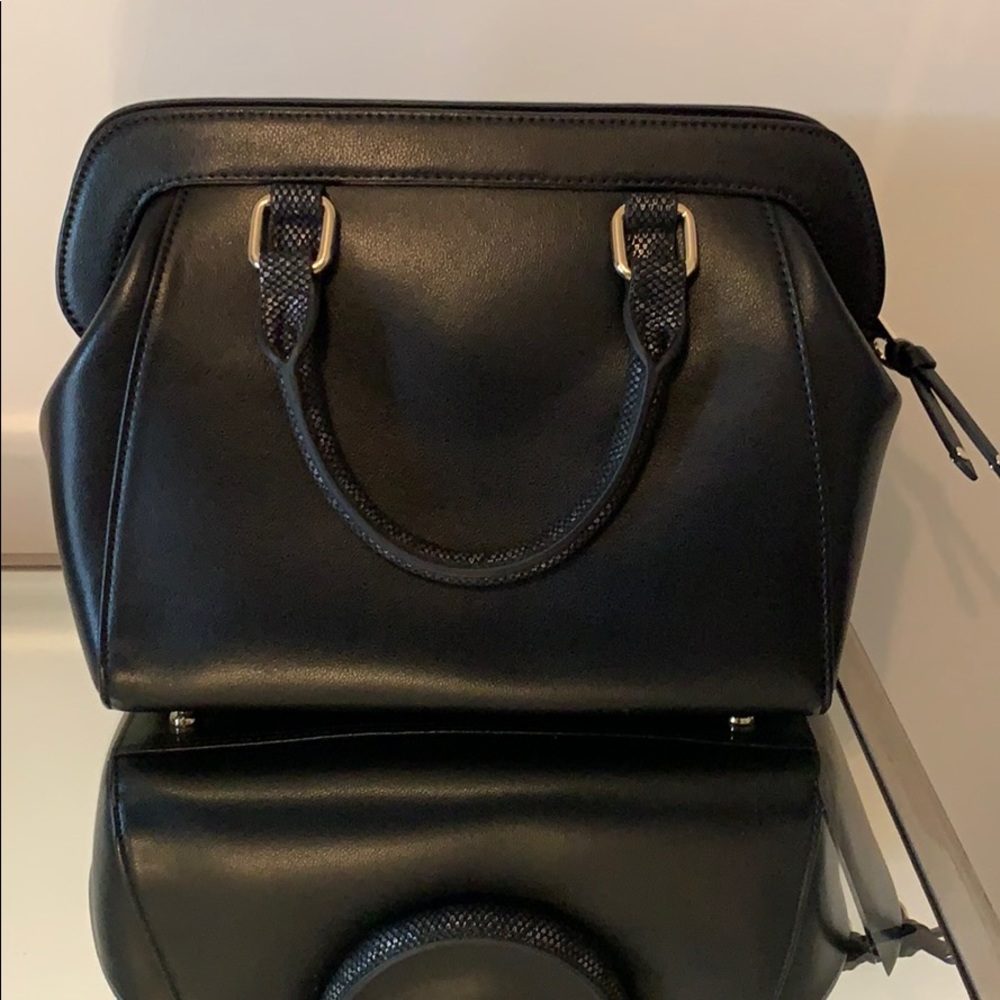 🇬🇷 NWOT Folli Follie Black Crossbody/Hand Bag w/ Dust Bag purchased in E… - Picture 12 of 16